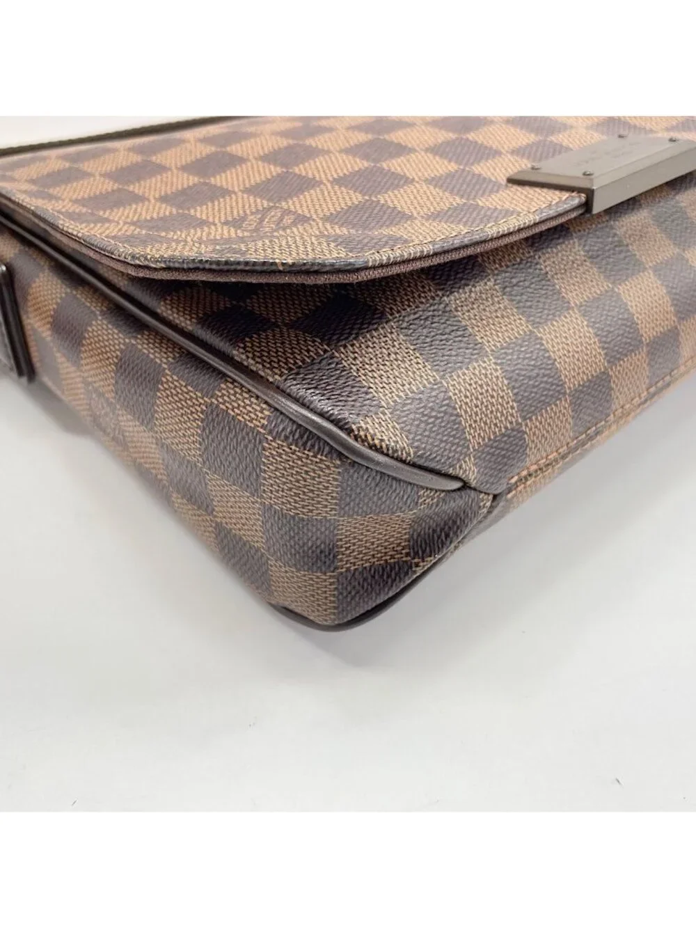 Louis Vuitton Shoulder Bag District PM